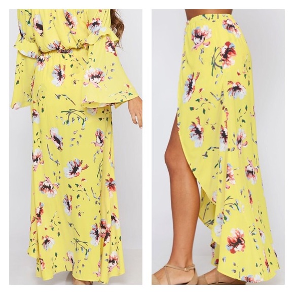 LAST 1❤️ Floral Off Shoulder Crop Top Set - Picture 4 of 4